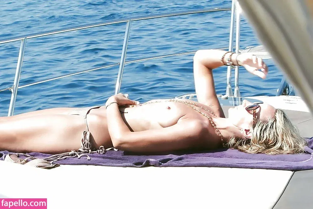 Lady Victoria Hervey Onlyfans Photo Gallery 