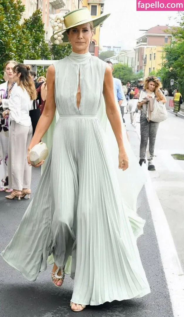 Lady Victoria Hervey Onlyfans Photo Gallery 