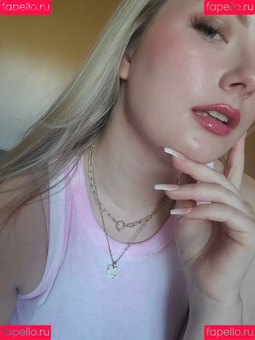 McKenna Rae Onlyfans Photo Gallery 