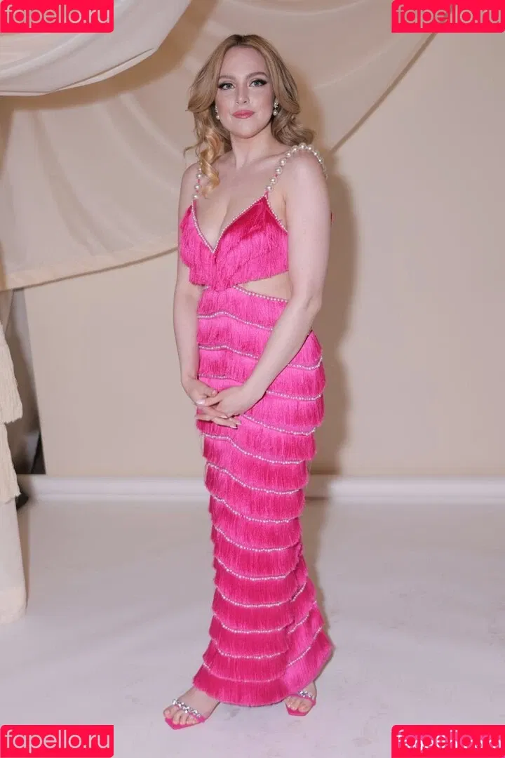 Elizabeth Gillies Onlyfans Photo Gallery 