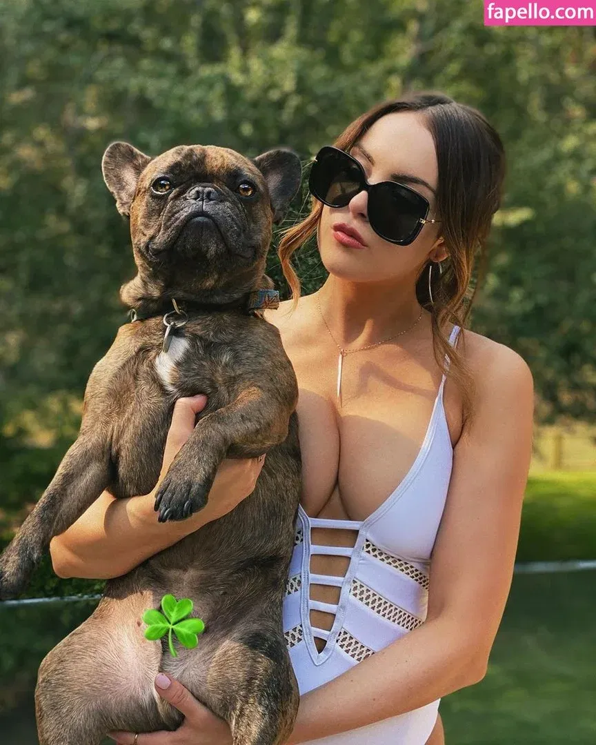 Elizabeth Gillies Onlyfans Photo Gallery 