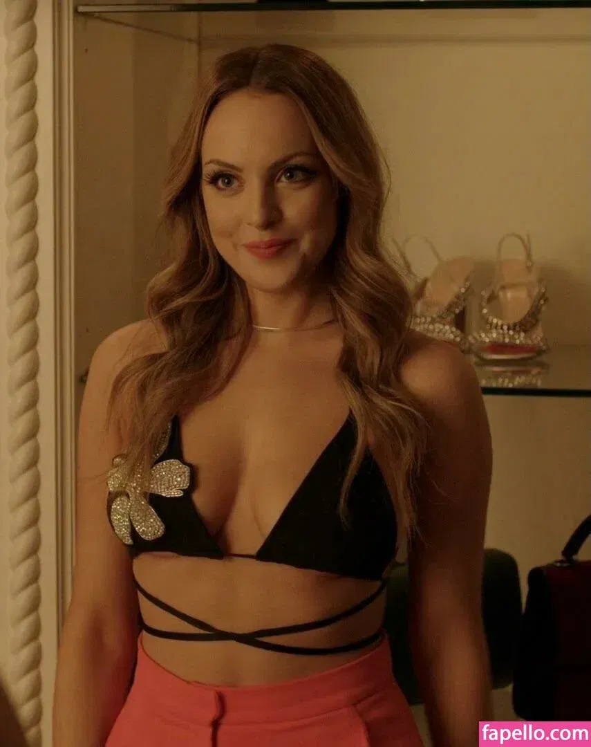 Elizabeth Gillies Onlyfans Photo Gallery 