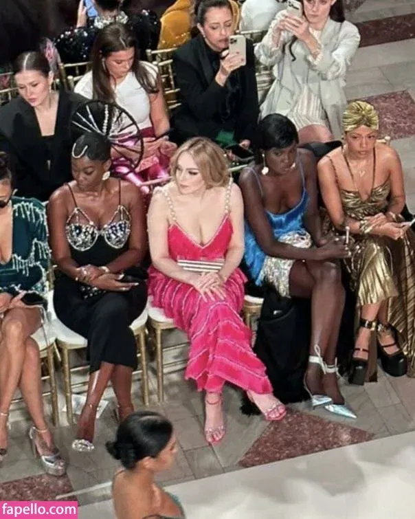 Elizabeth Gillies Onlyfans Photo Gallery 