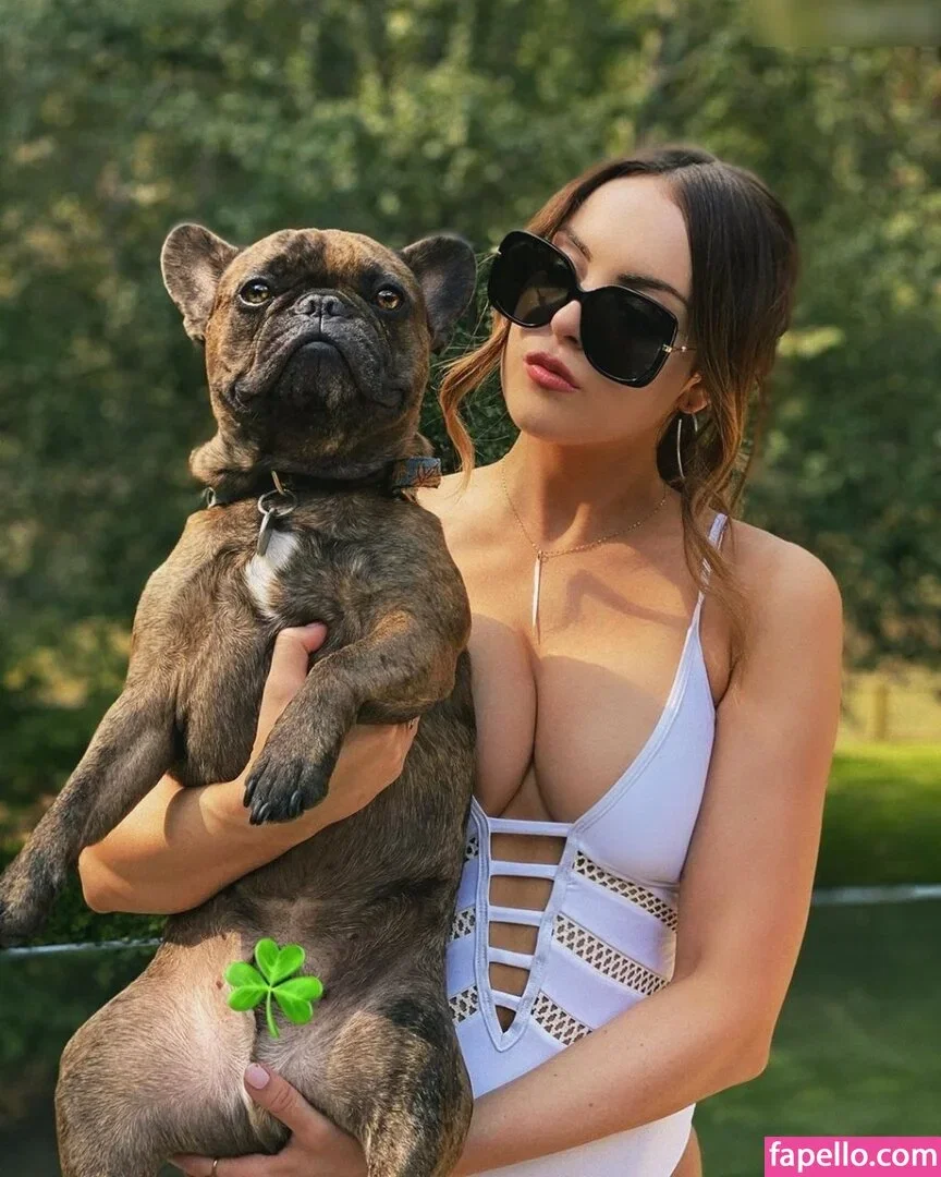 Elizabeth Gillies Onlyfans Photo Gallery 