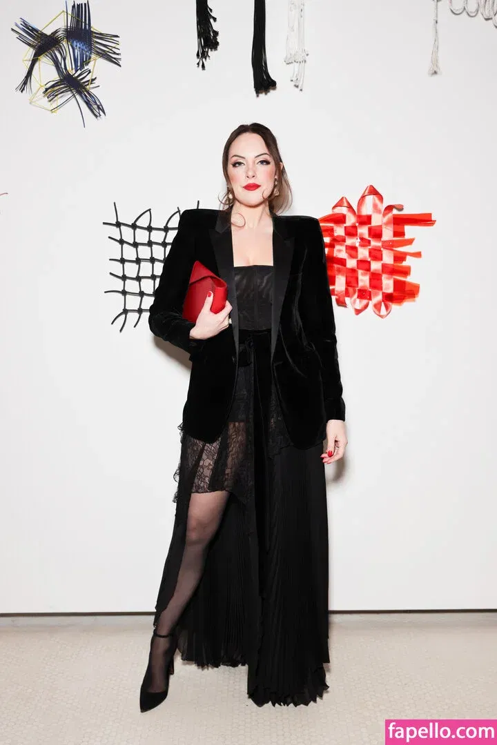 Elizabeth Gillies Onlyfans Photo Gallery 