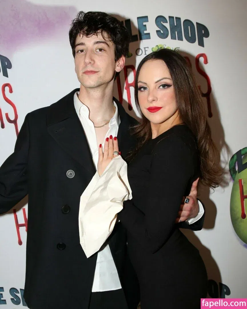 Elizabeth Gillies Onlyfans Photo Gallery 