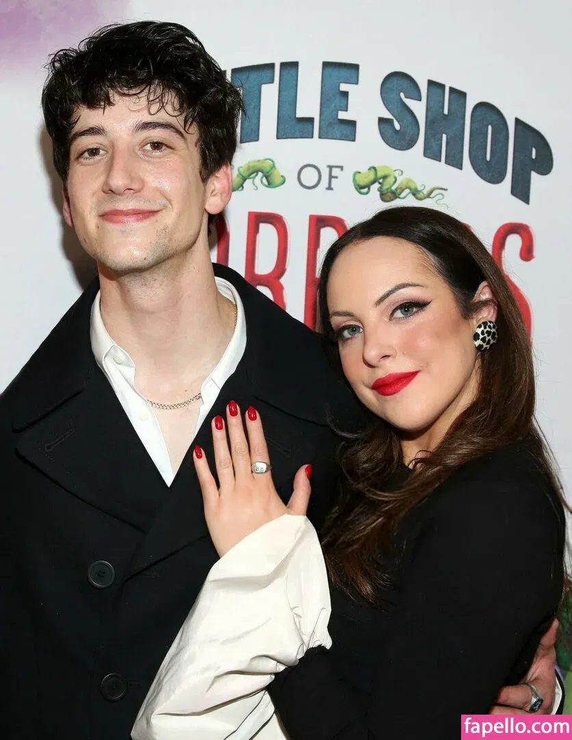 Elizabeth Gillies Onlyfans Photo Gallery 