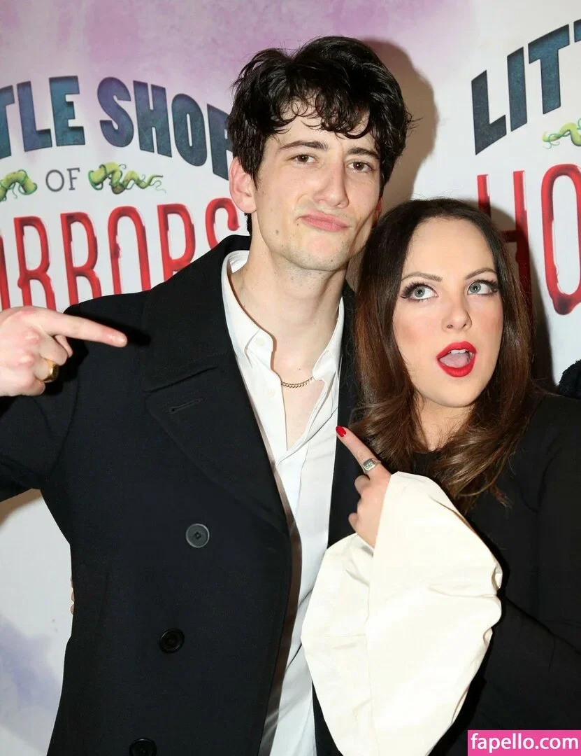 Elizabeth Gillies Onlyfans Photo Gallery 