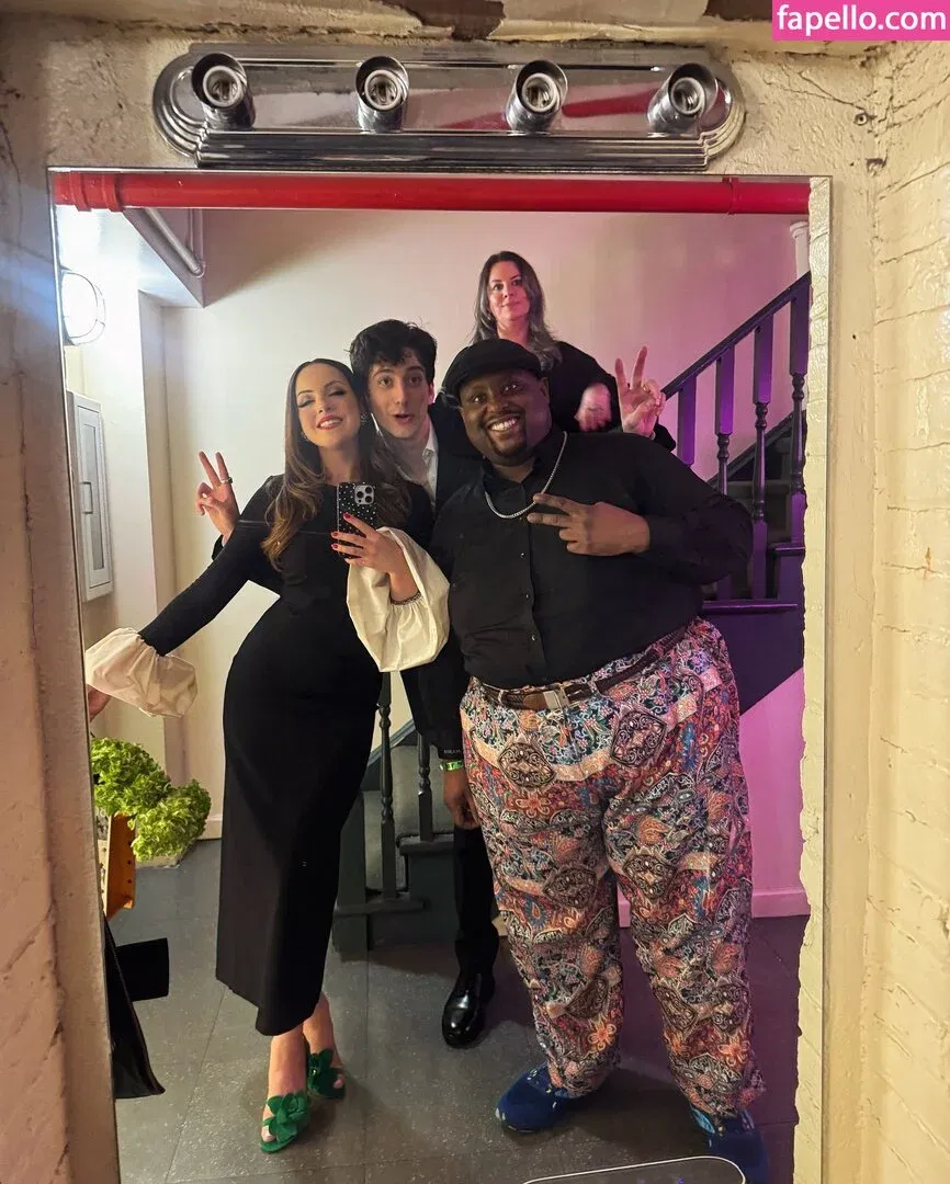 Elizabeth Gillies Onlyfans Photo Gallery 