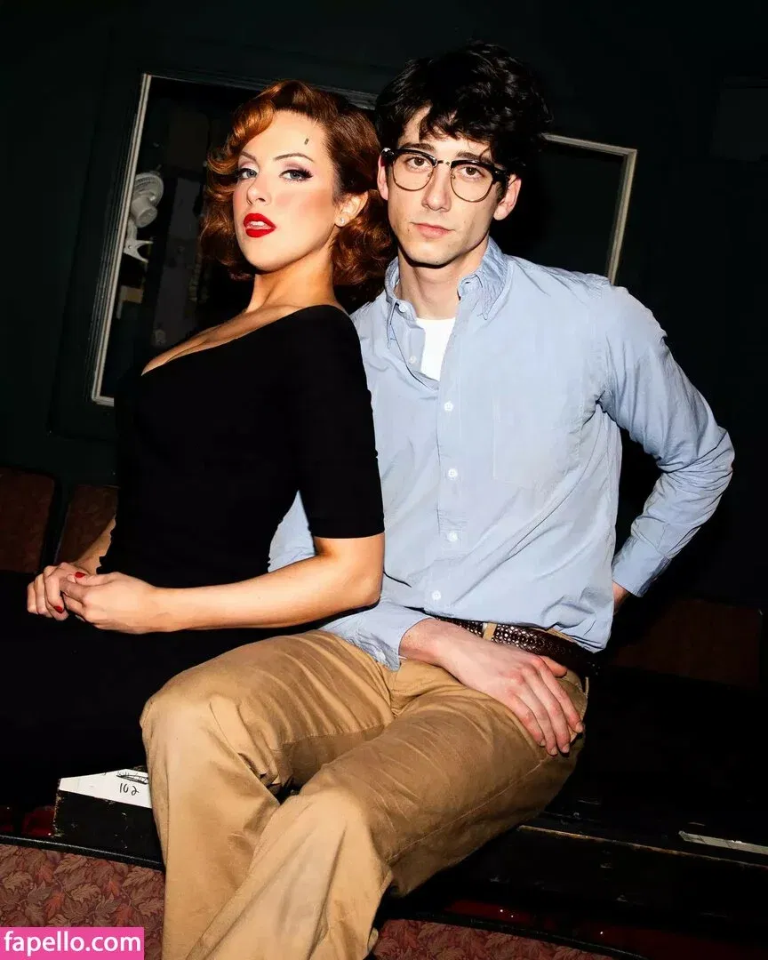 Elizabeth Gillies Onlyfans Photo Gallery 