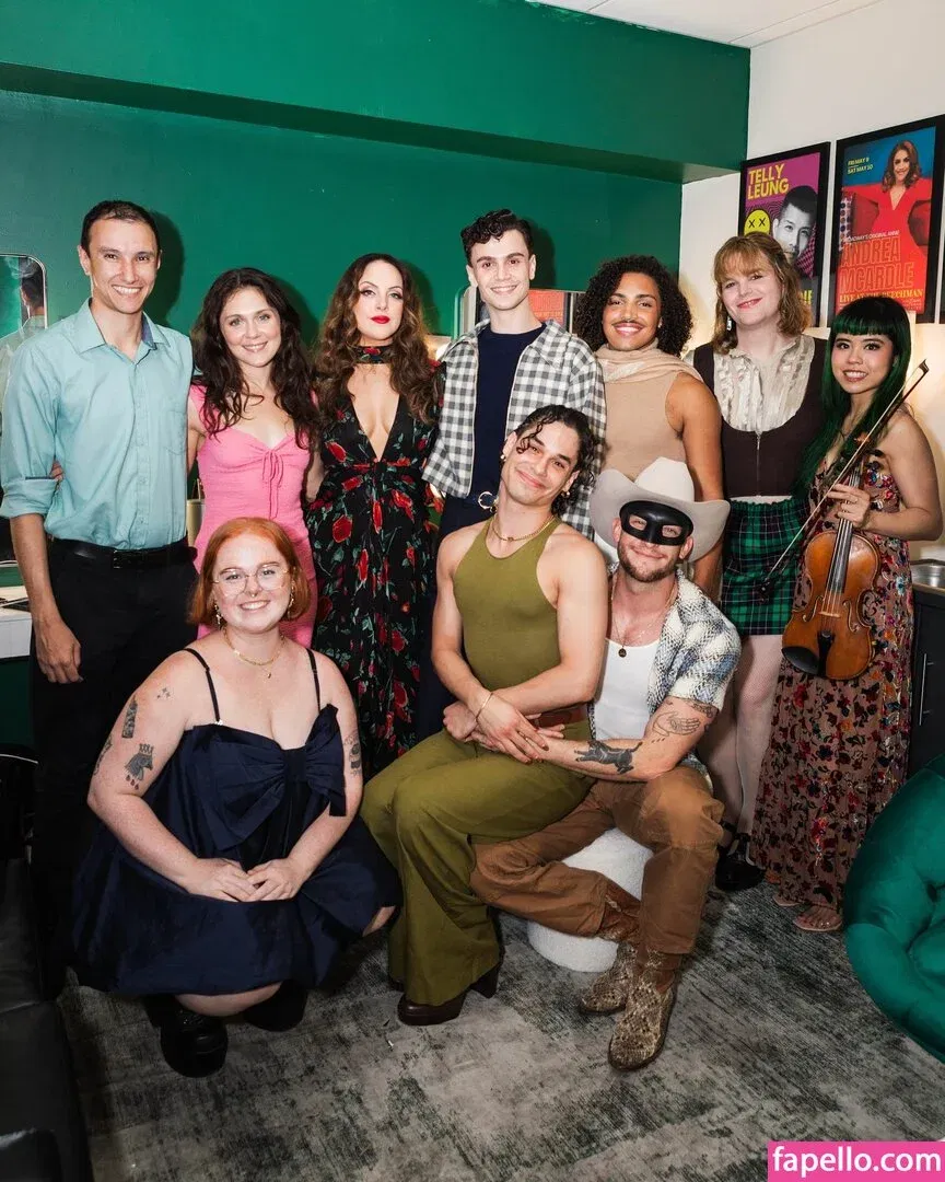 Elizabeth Gillies Onlyfans Photo Gallery 