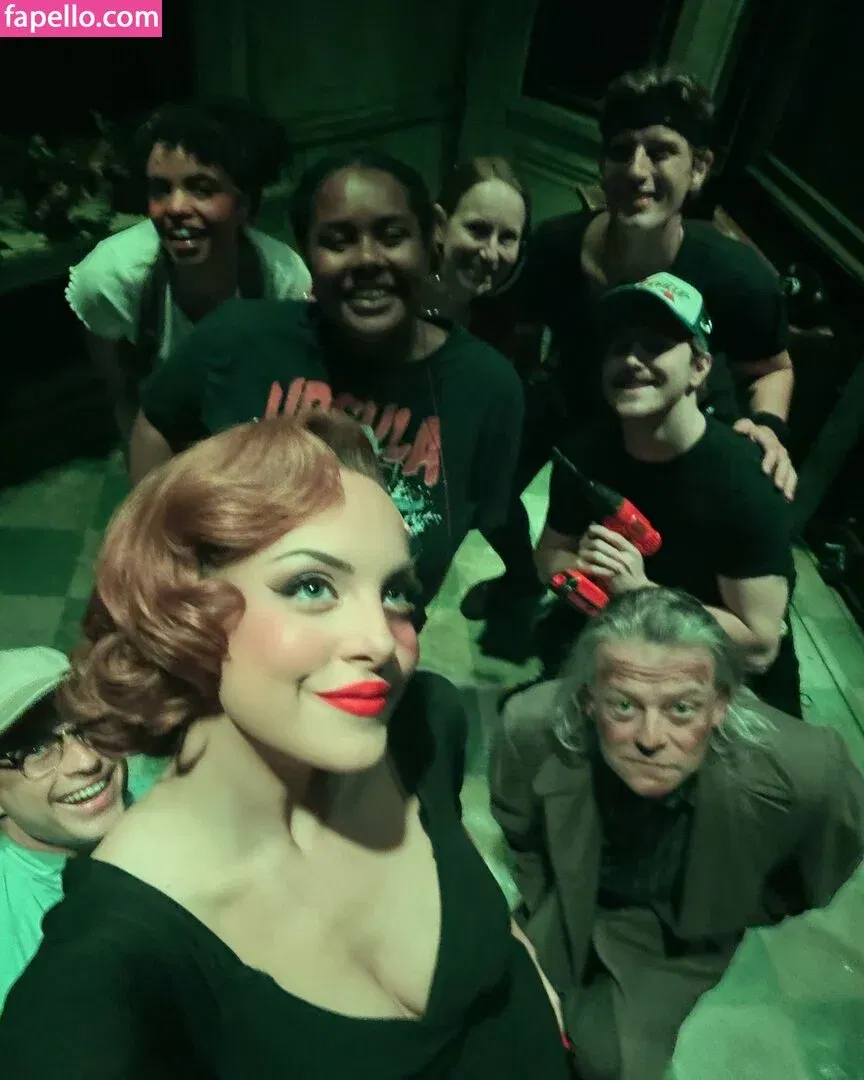 Elizabeth Gillies Onlyfans Photo Gallery 