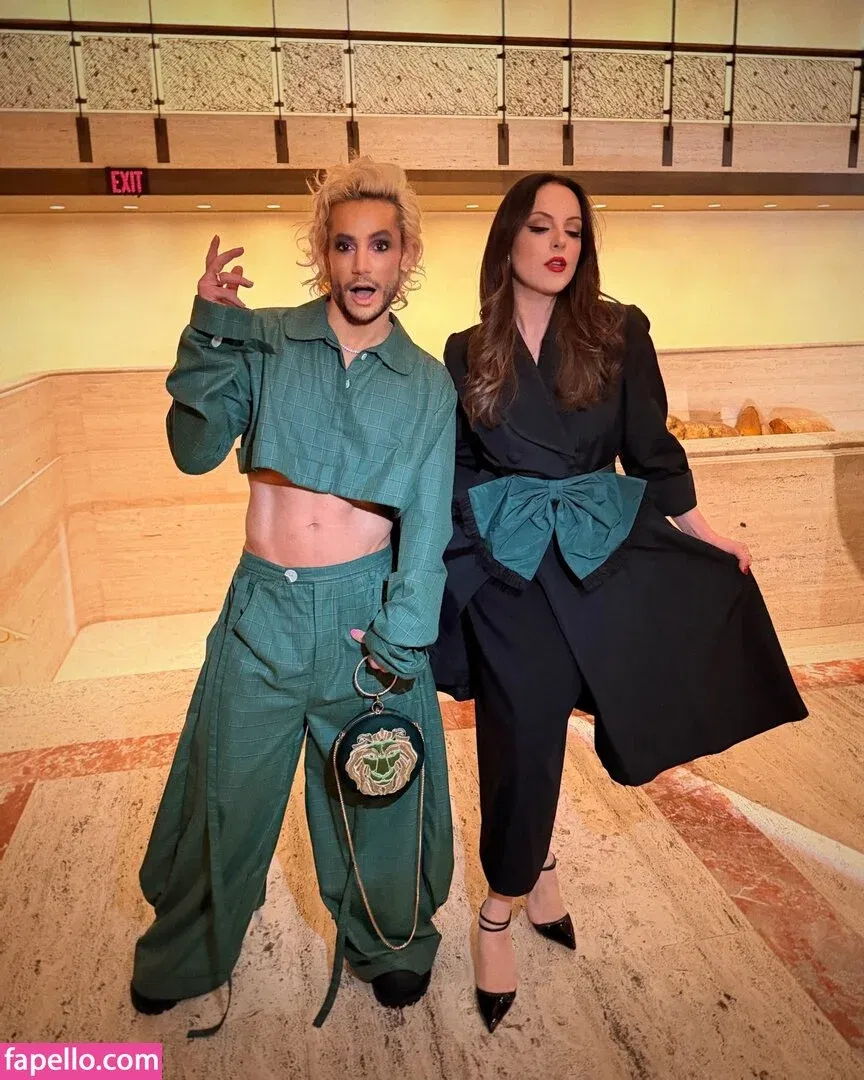 Elizabeth Gillies Onlyfans Photo Gallery 