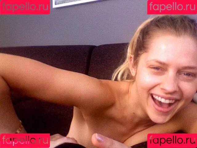 Teresa Palmer Onlyfans Photo Gallery 