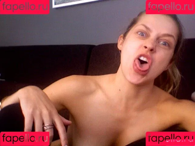 Teresa Palmer Onlyfans Photo Gallery 