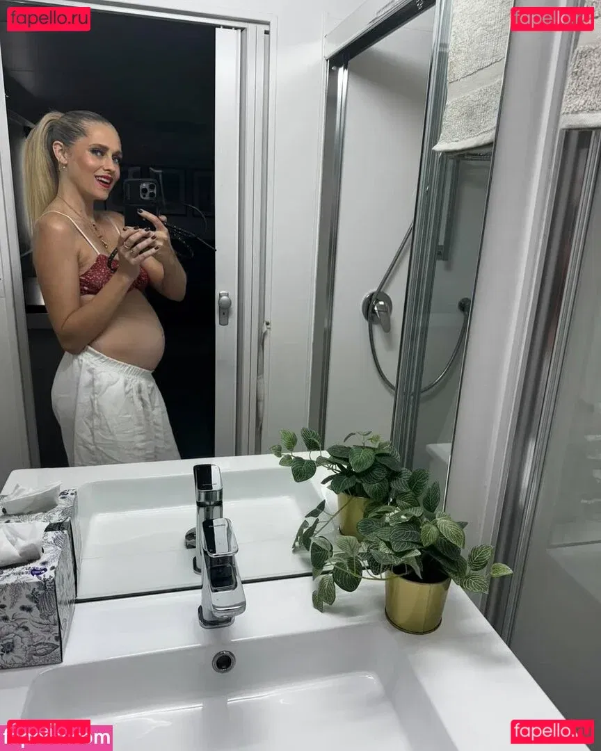 Teresa Palmer Onlyfans Photo Gallery 