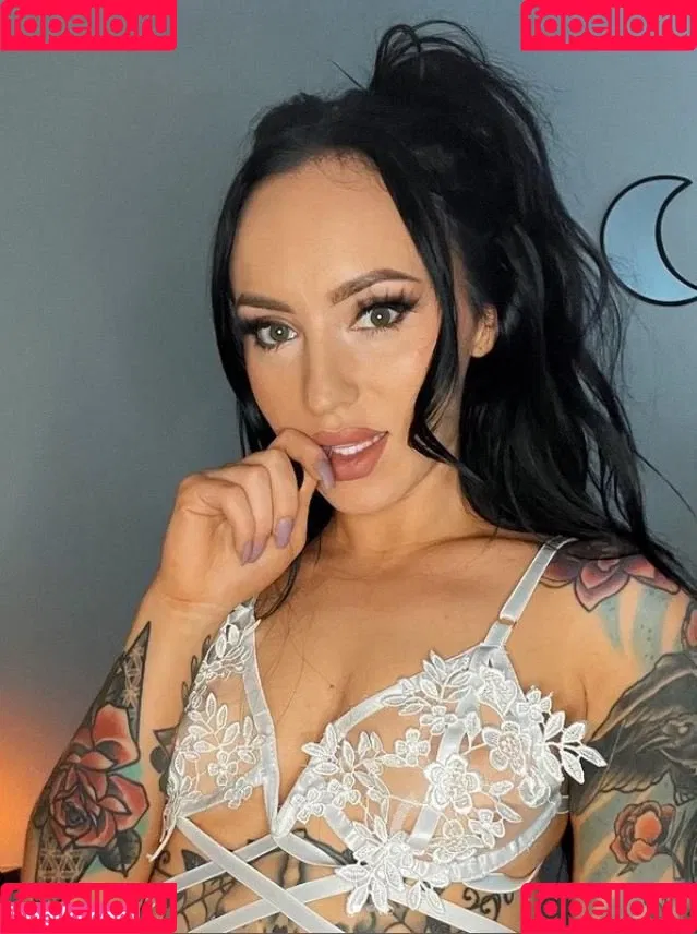 Bikini Baristas Onlyfans Photo Gallery 