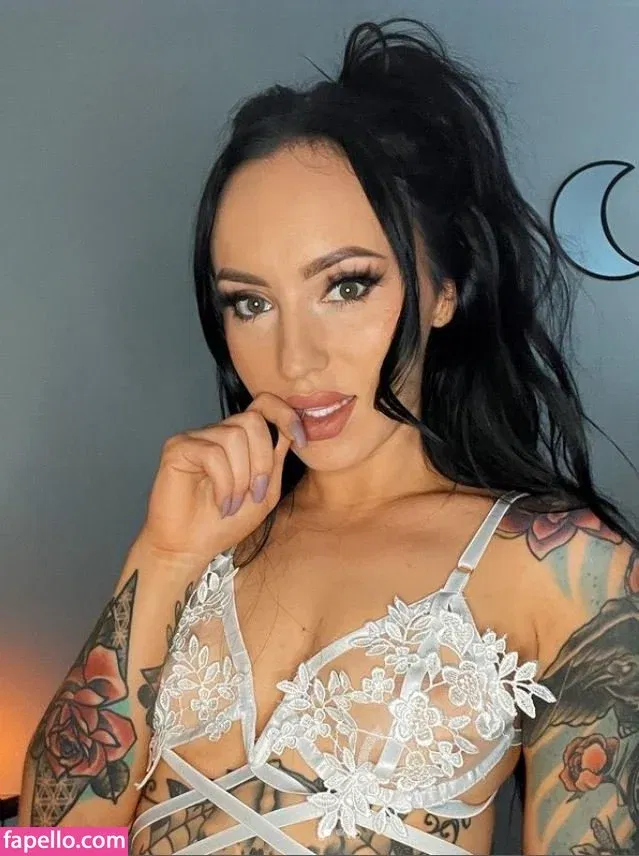 Bikini Baristas Onlyfans Photo Gallery 