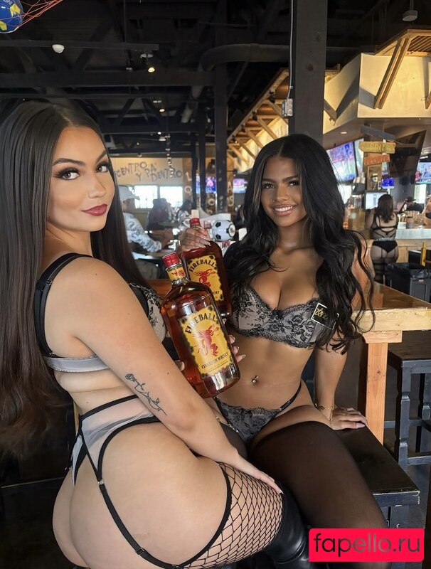 Bikini Baristas Nude Onlyfans Photo 23