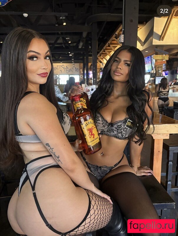 Bikini Baristas Nude Onlyfans Photo 22