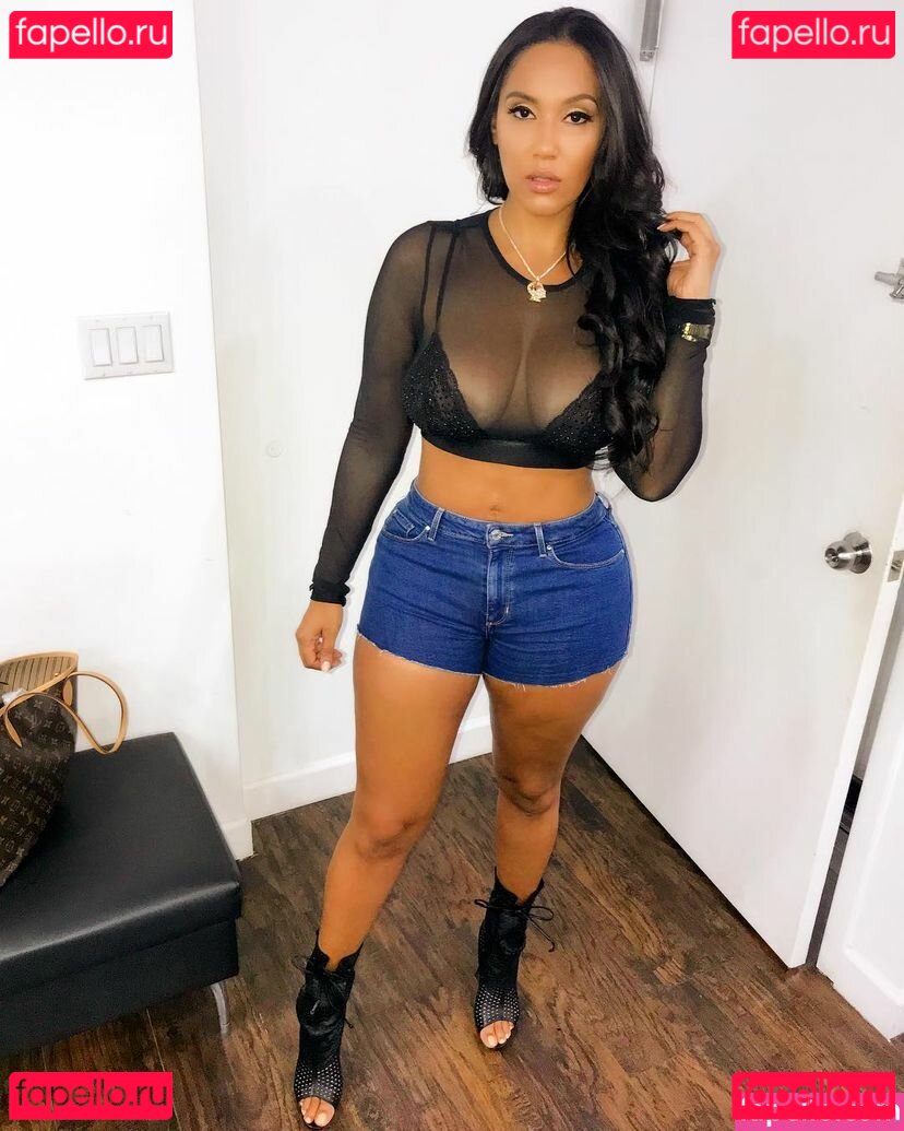 Stephanie Perez Nude Onlyfans Photo 16