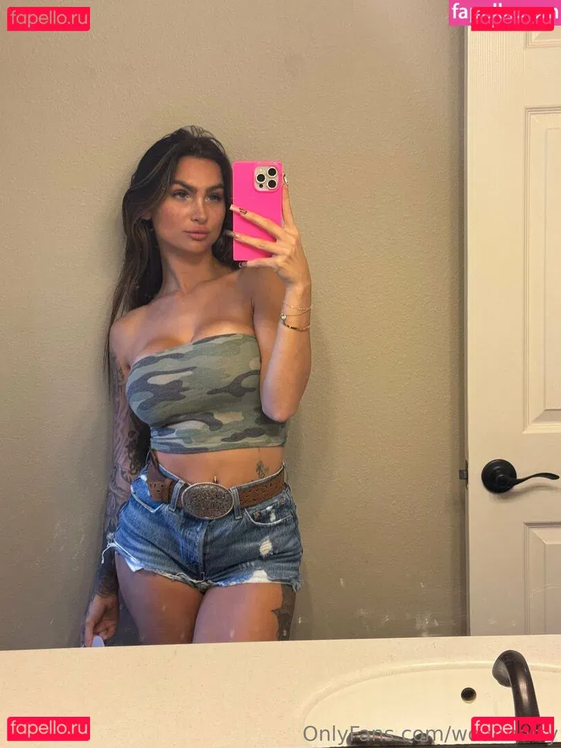 woahnatty Onlyfans Photo Gallery 