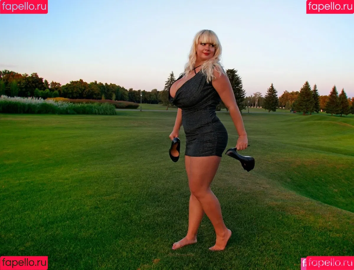 Mila Kuznetsova Onlyfans Photo Gallery 