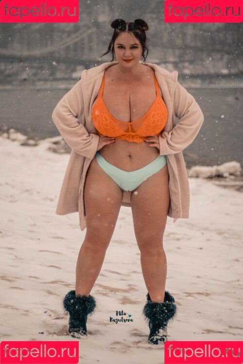 Mila Kuznetsova Onlyfans Photo Gallery 