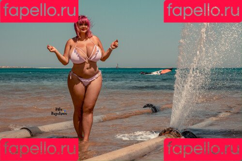 Mila Kuznetsova Onlyfans Photo Gallery 