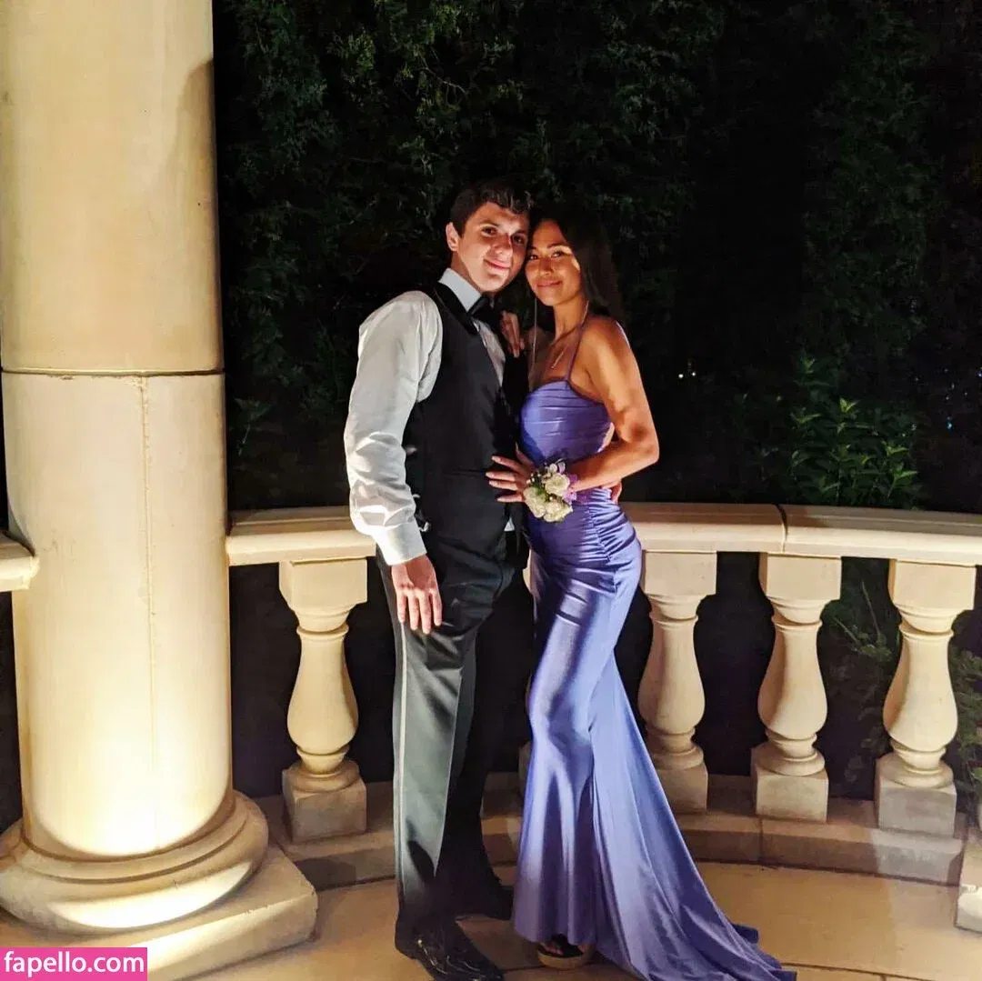 alex.papadonker Onlyfans Photo Gallery 