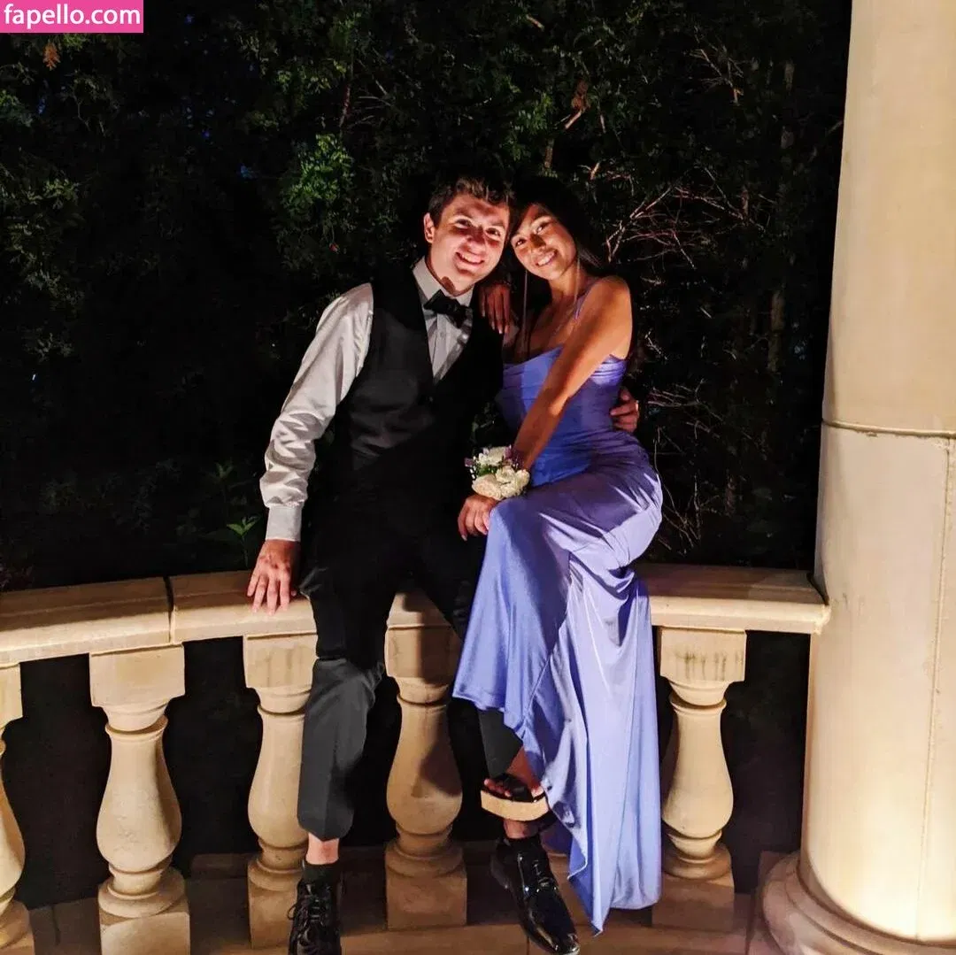 alex.papadonker Onlyfans Photo Gallery 