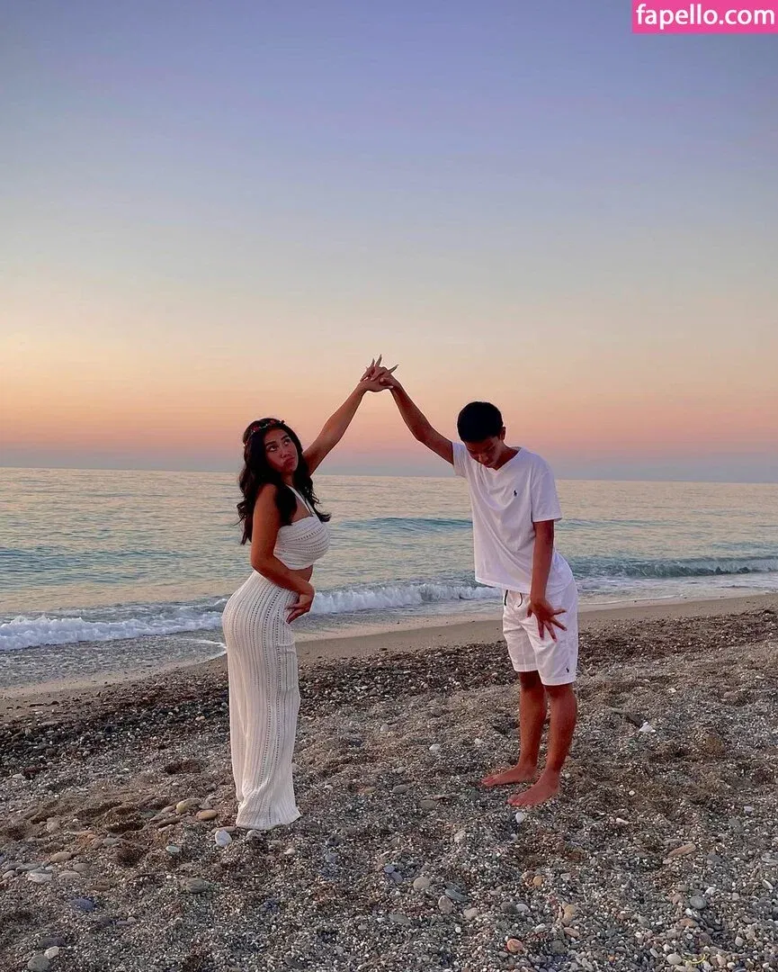 alex.papadonker Onlyfans Photo Gallery 