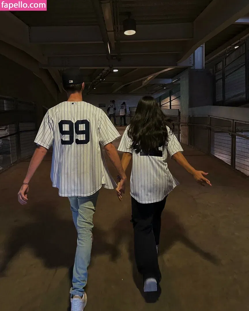 alex.papadonker Onlyfans Photo Gallery 