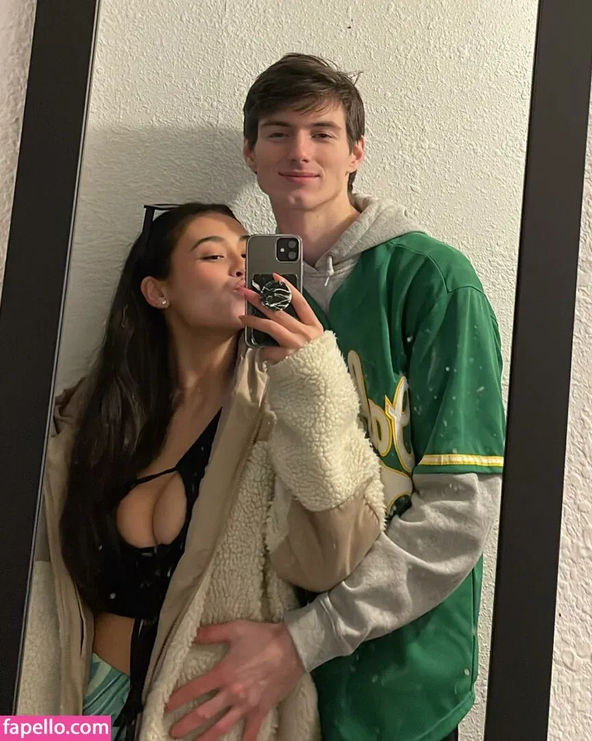 alex.papadonker Onlyfans Photo Gallery 