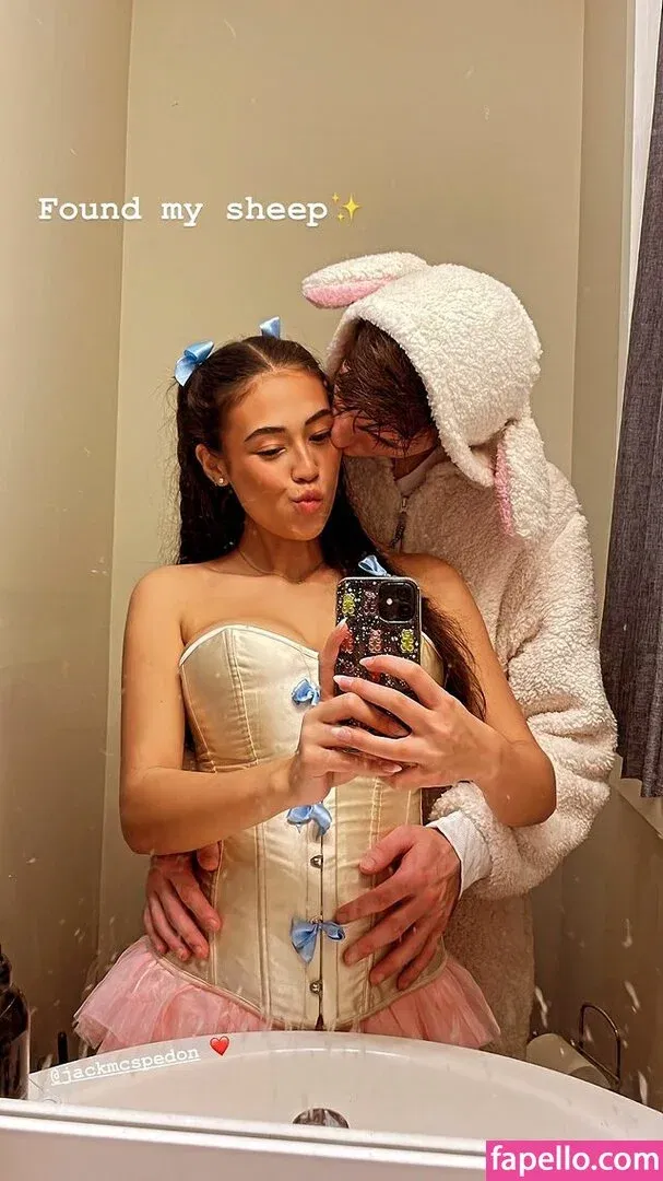 alex.papadonker Onlyfans Photo Gallery 