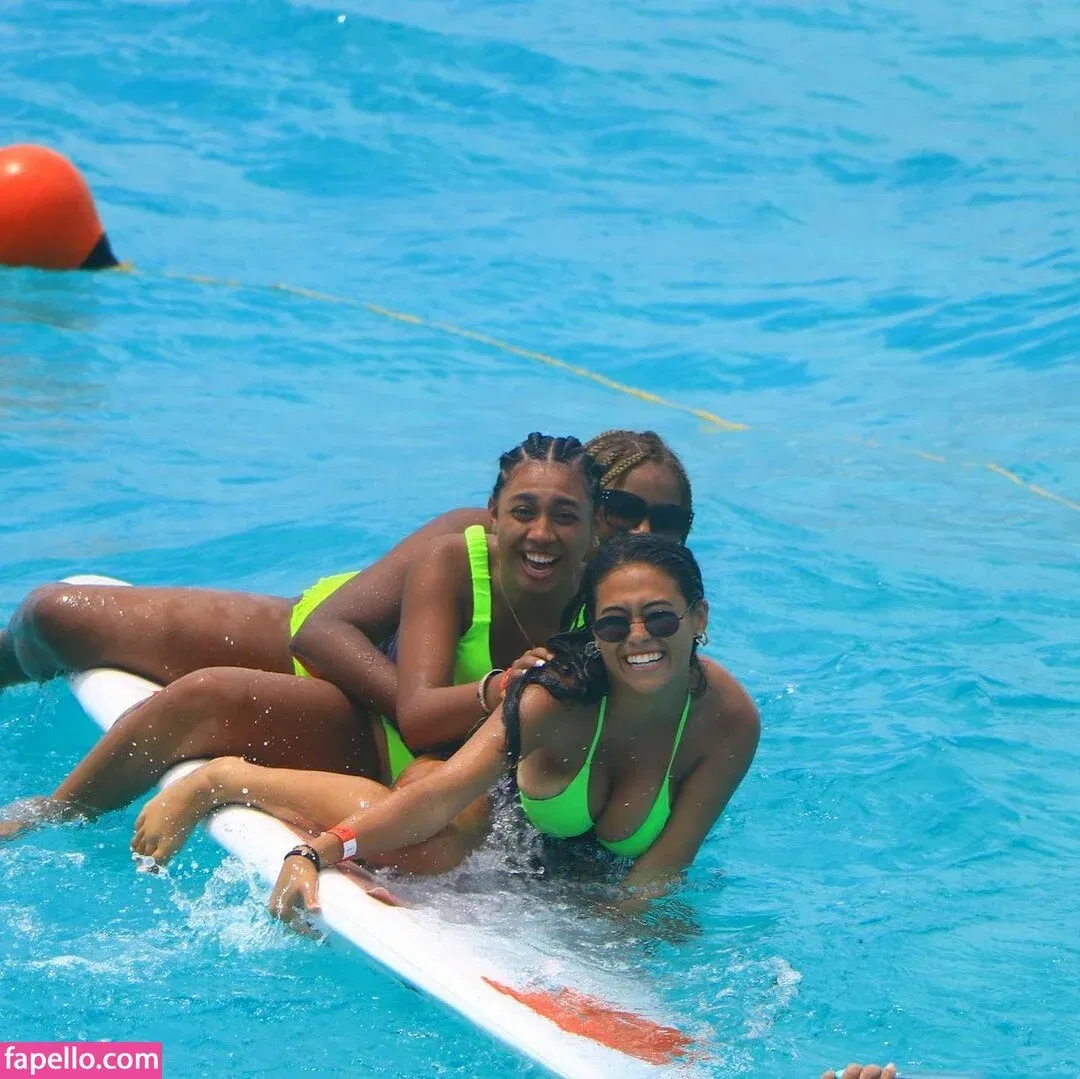 alex.papadonker Onlyfans Photo Gallery 