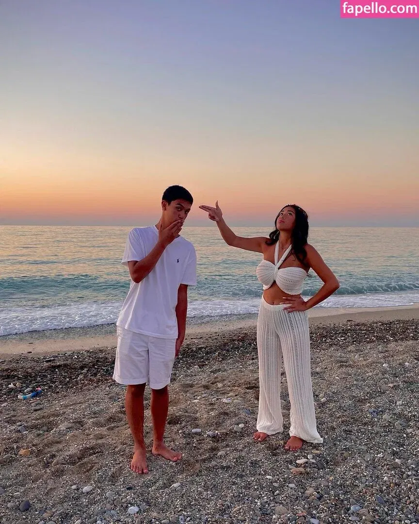 alex.papadonker Onlyfans Photo Gallery 