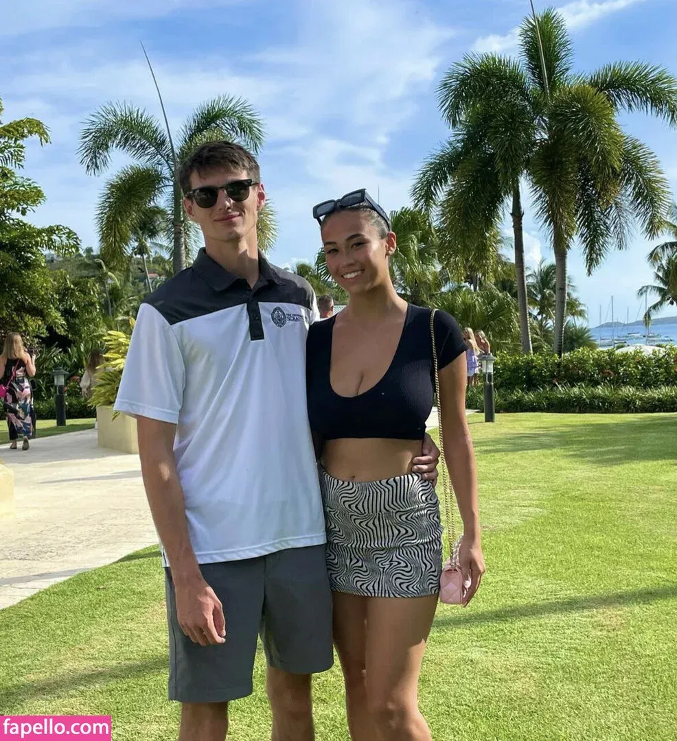 alex.papadonker Onlyfans Photo Gallery 