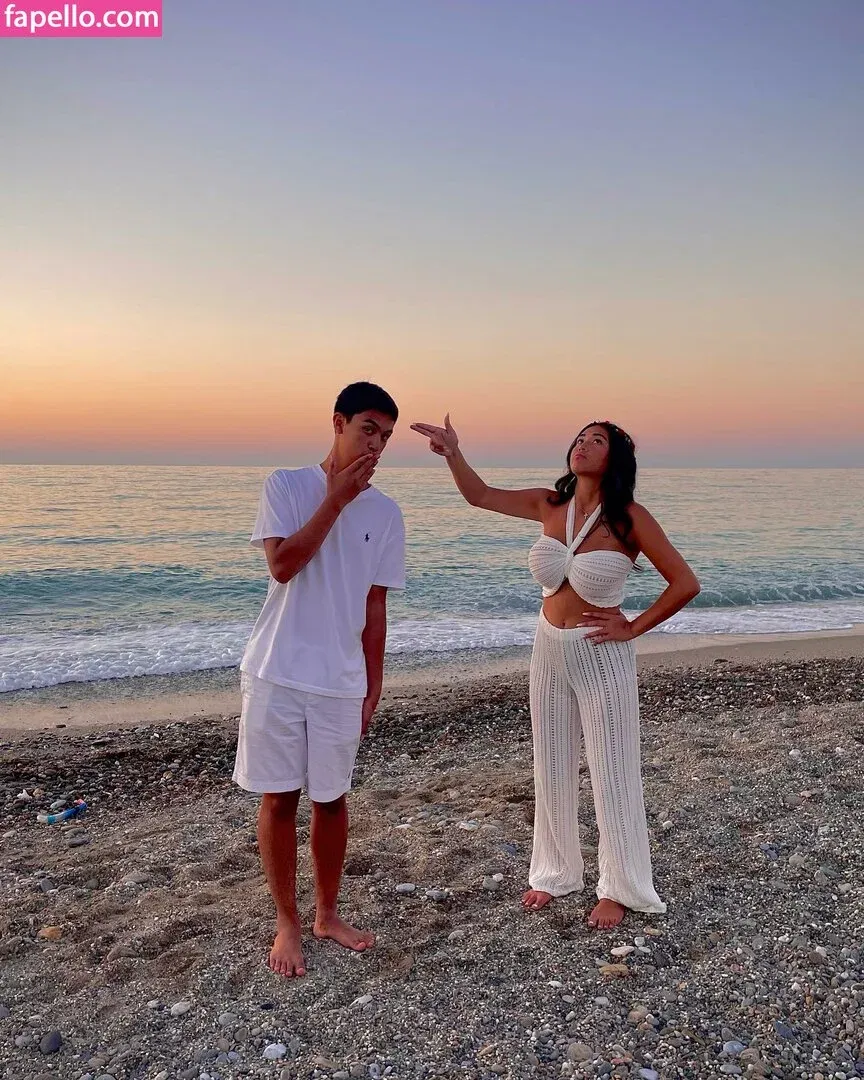 alex.papadonker Onlyfans Photo Gallery 