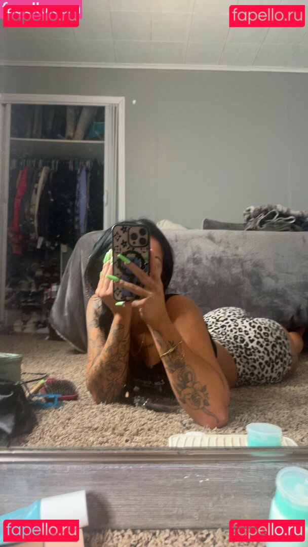 Ronika Eskins Nude Onlyfans Photo 12