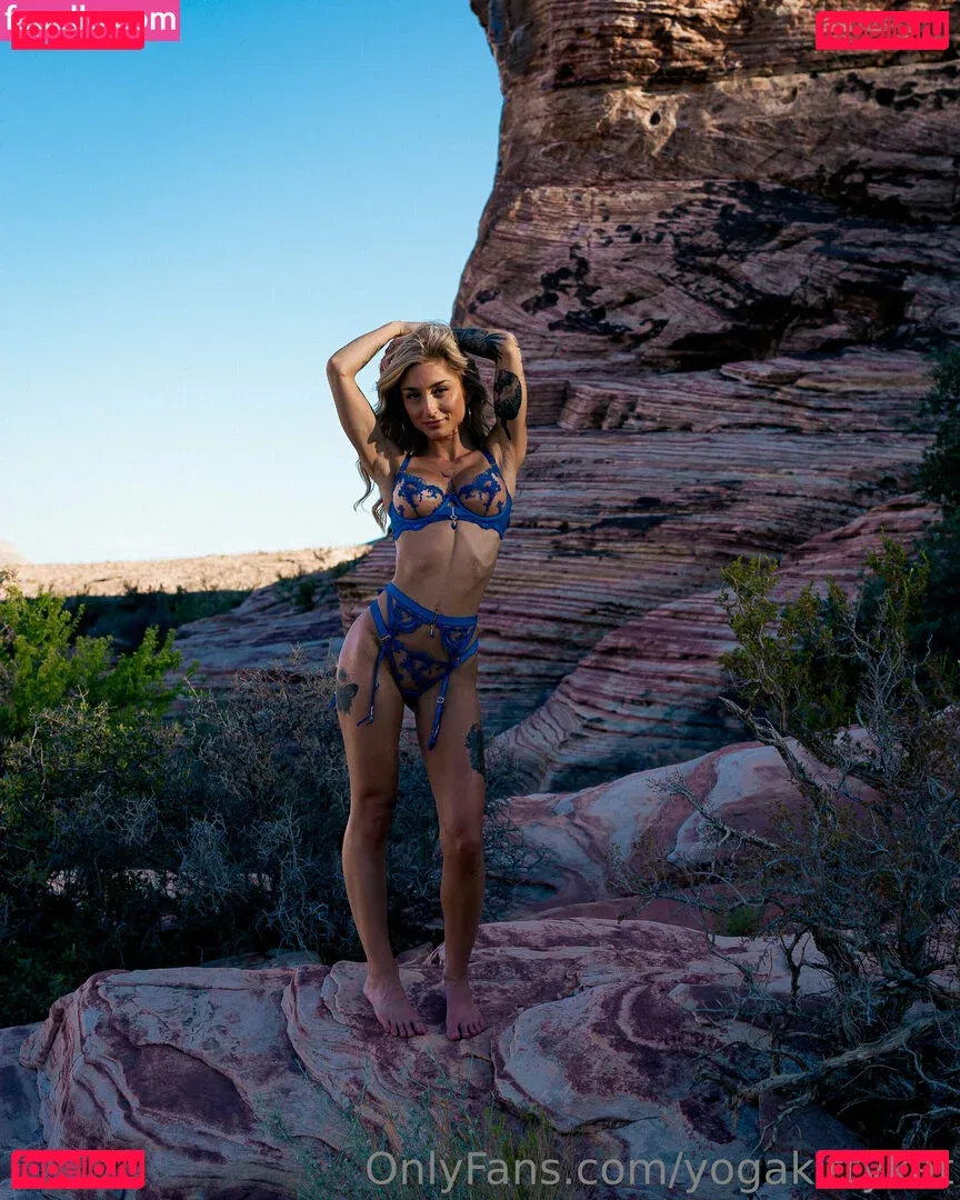 yogakittykat Onlyfans Photo Gallery 