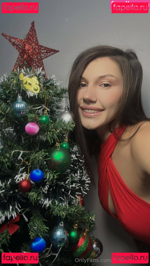 little_eva_21 Nude Onlyfans Photo 36