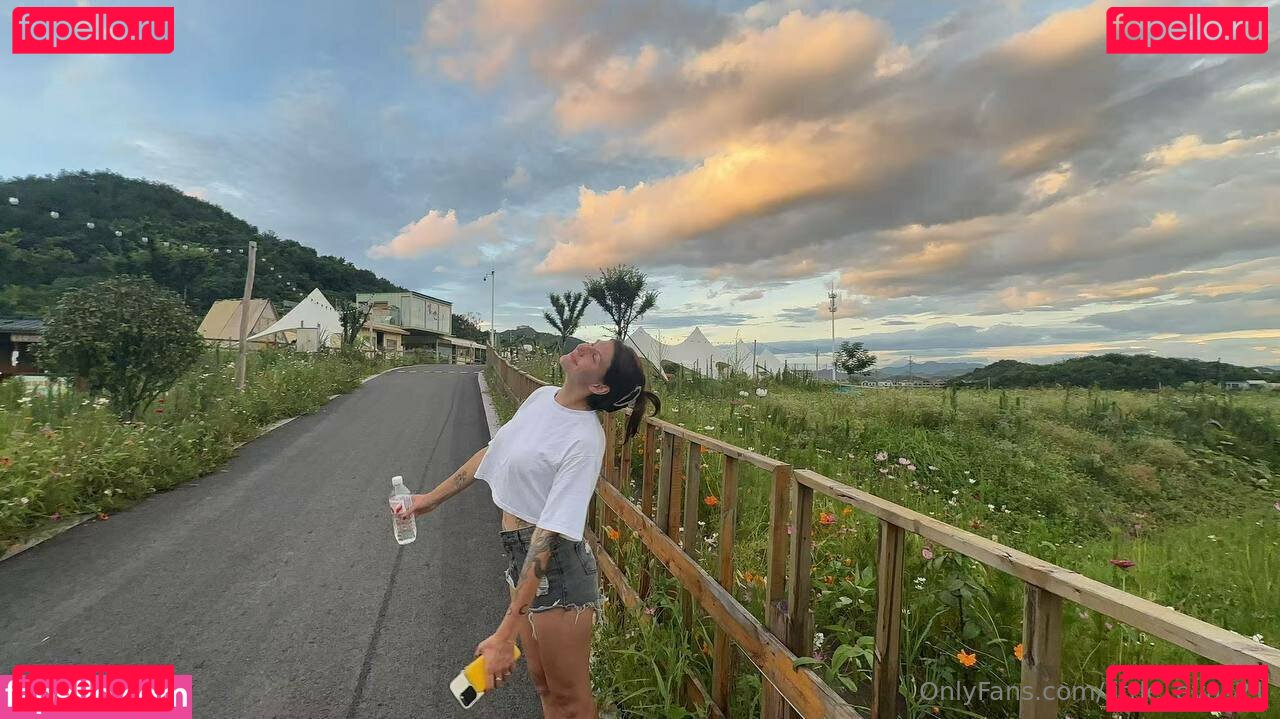 little_eva_21 Nude Onlyfans Photo 17