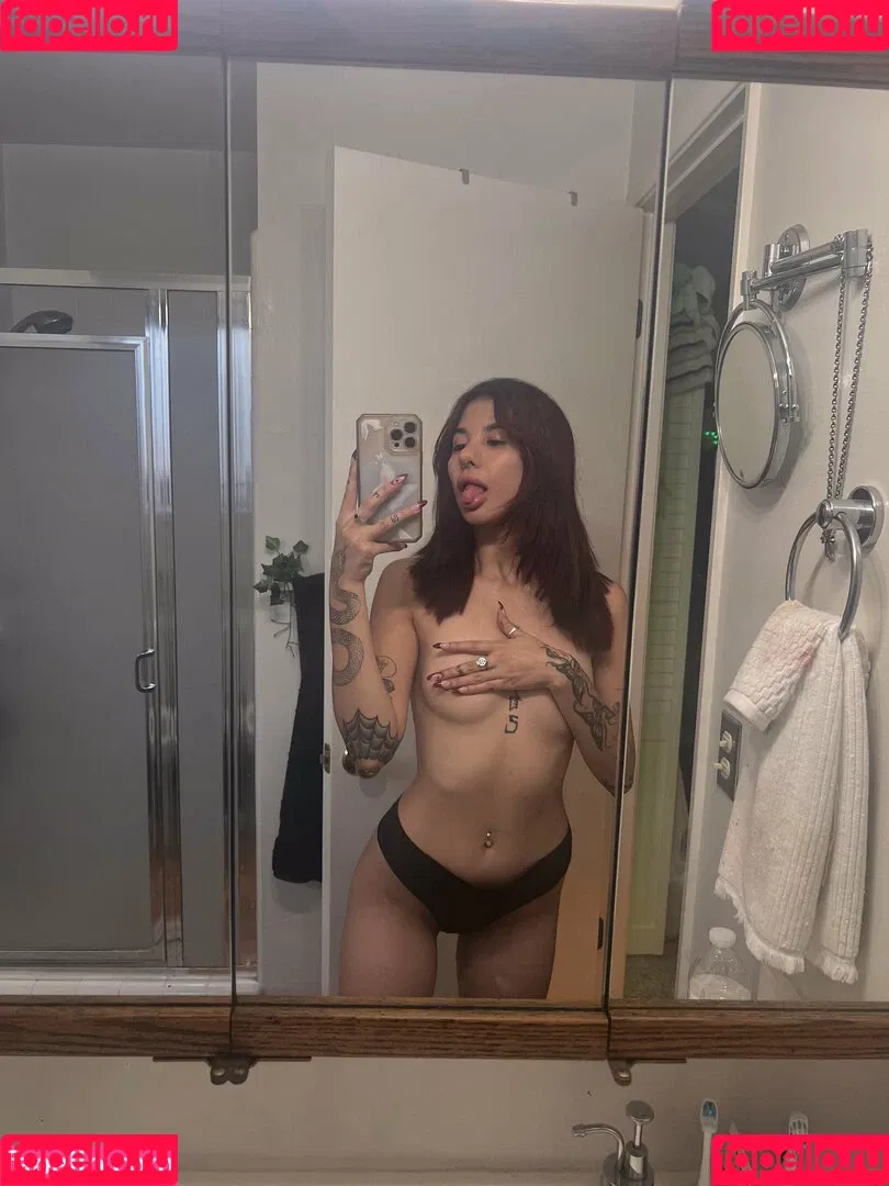 Coziebae Onlyfans Photo Gallery 