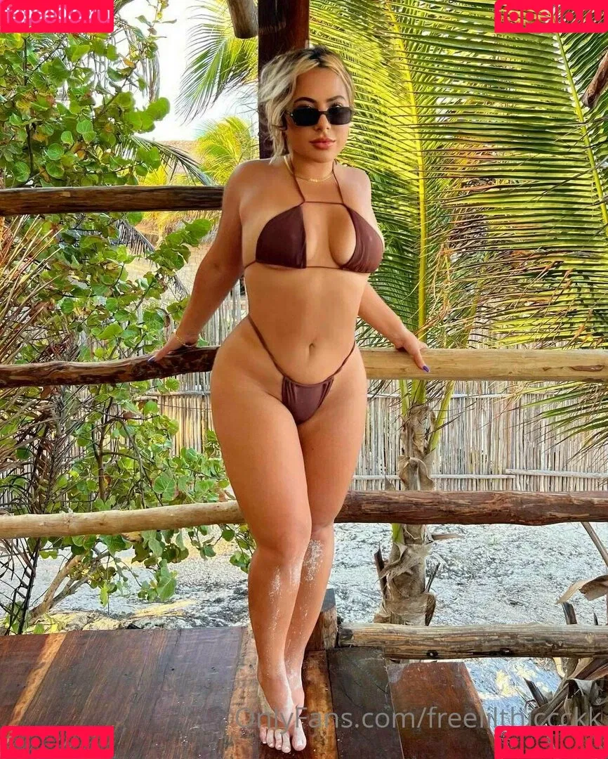freelilthiccckk Onlyfans Photo Gallery 