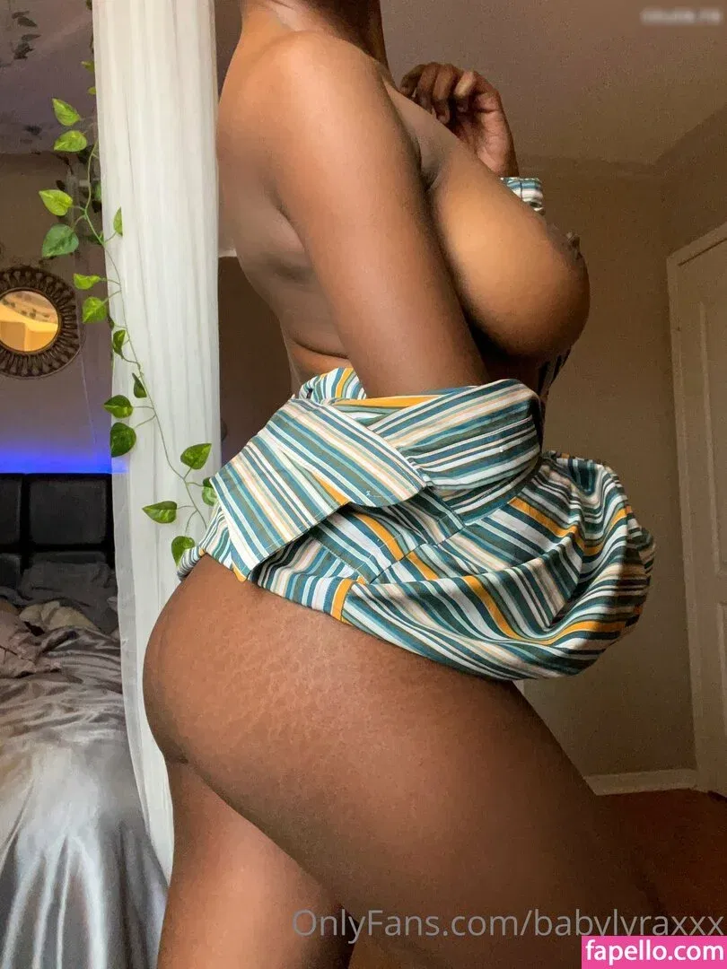 babylyraxxx Onlyfans Photo Gallery 