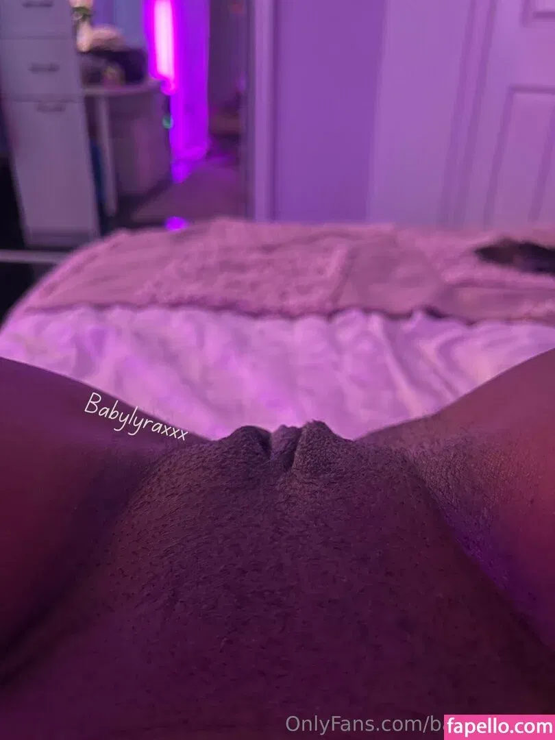 babylyraxxx Onlyfans Photo Gallery 