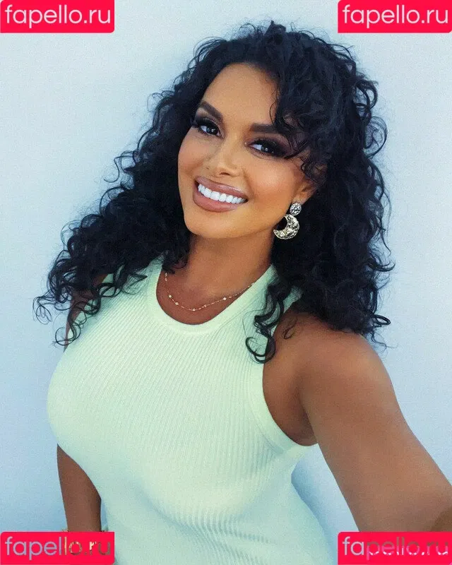 Joy Taylor Onlyfans Photo Gallery 