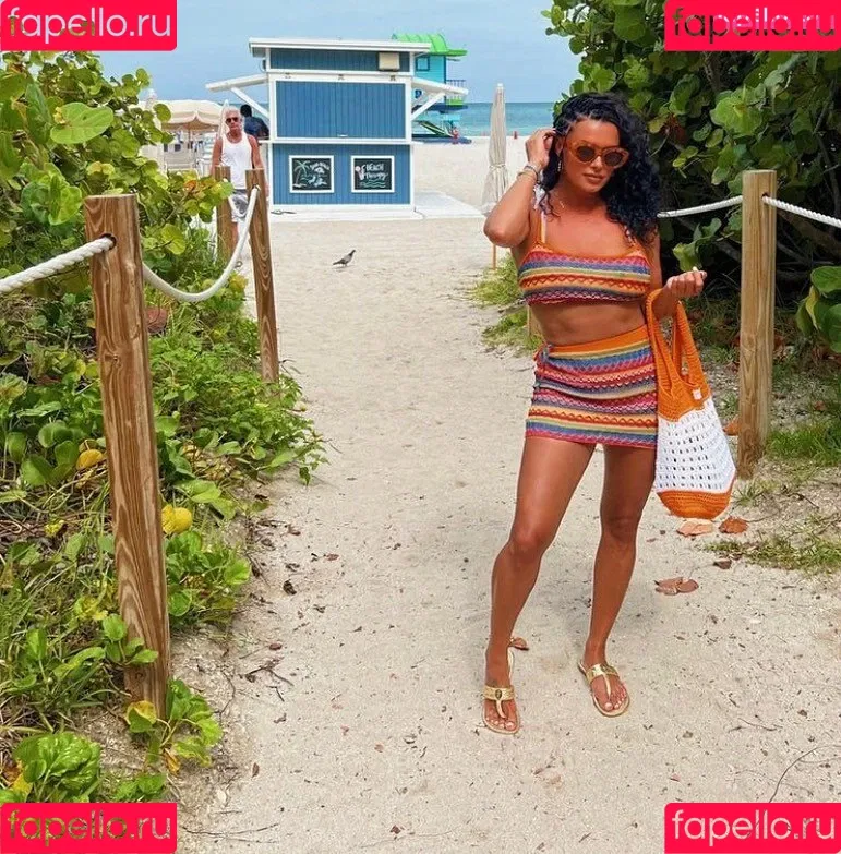 Joy Taylor Onlyfans Photo Gallery 