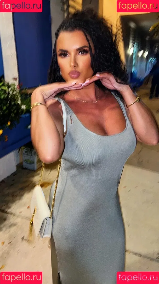 Joy Taylor Onlyfans Photo Gallery 